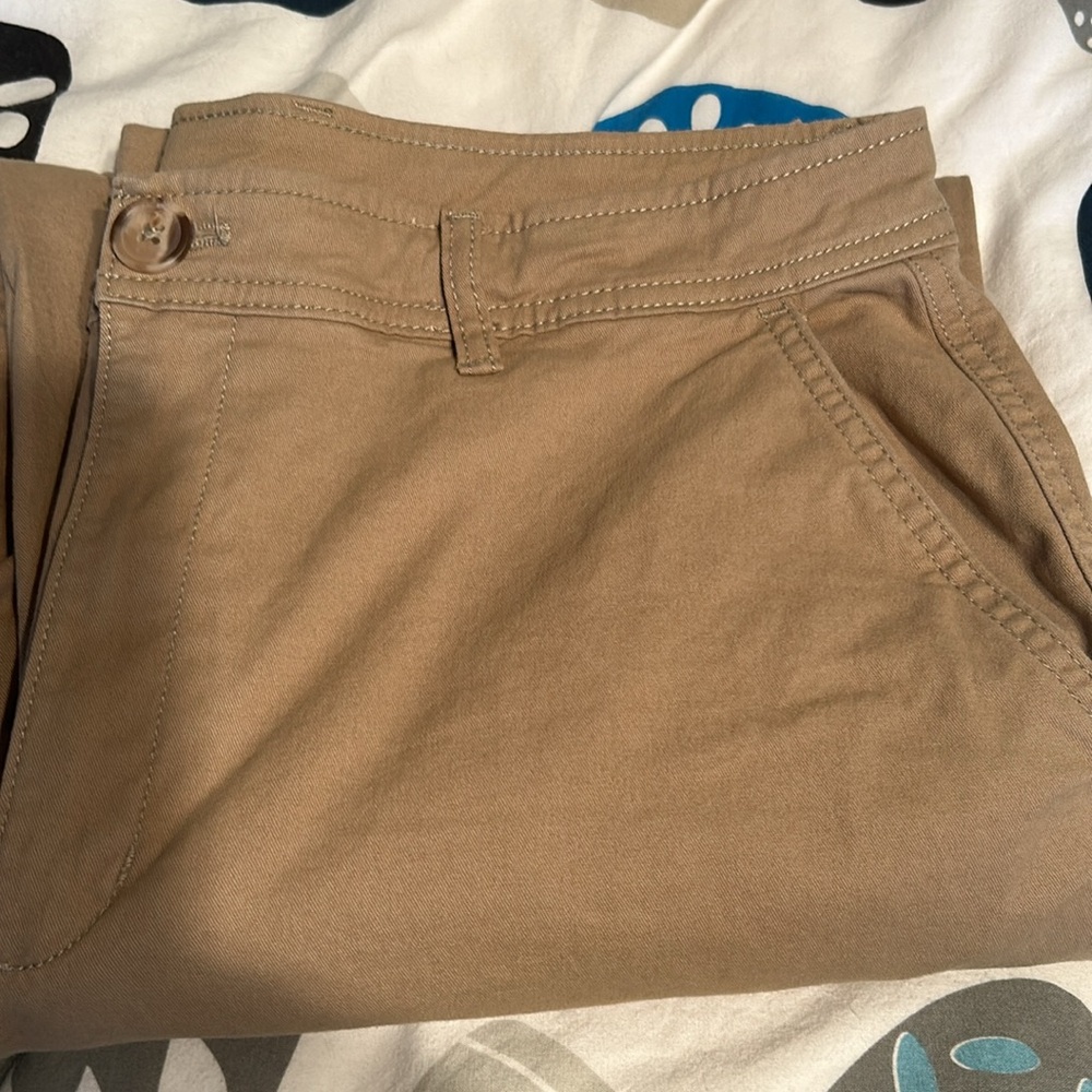 Joe Fresh cotton pants. Size 12.